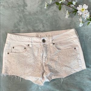 American Eagle Crochet Shorts Size 6